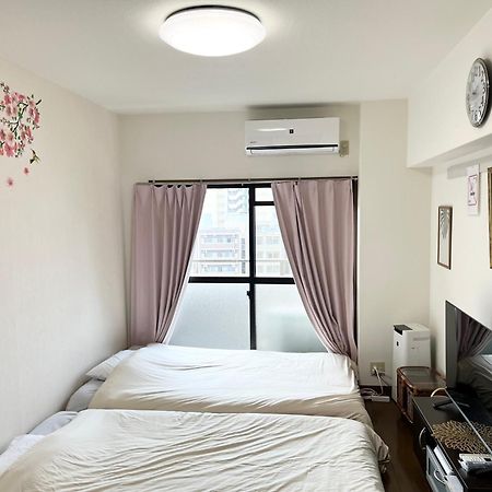 駅南うちやまビル1 Apartment Fukuoka  Bagian luar foto