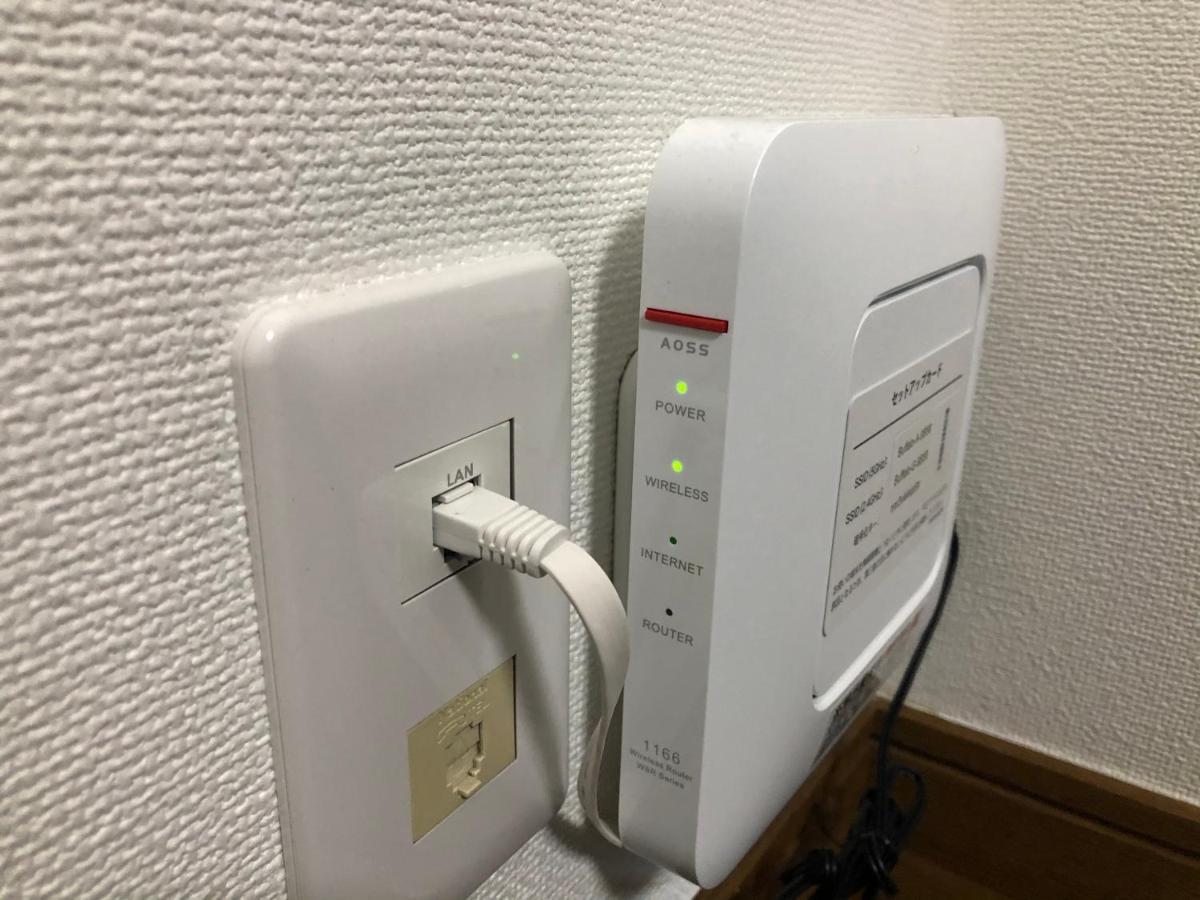 駅南うちやまビル1 Apartment Fukuoka  Bagian luar foto