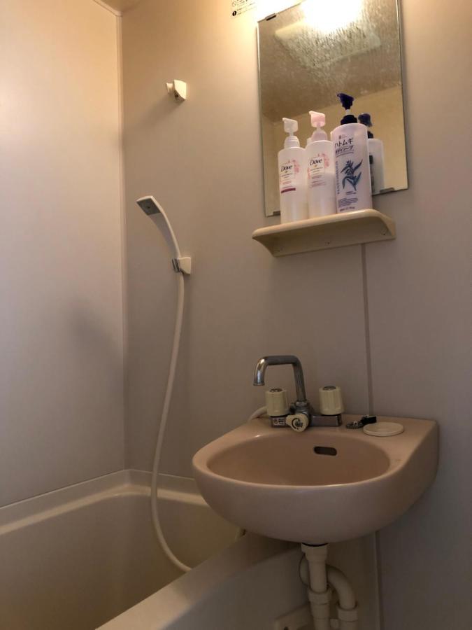 駅南うちやまビル1 Apartment Fukuoka  Bagian luar foto