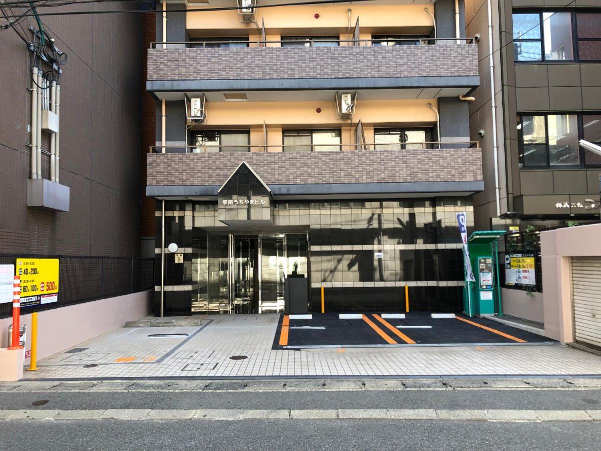 駅南うちやまビル1 Apartment Fukuoka  Bagian luar foto